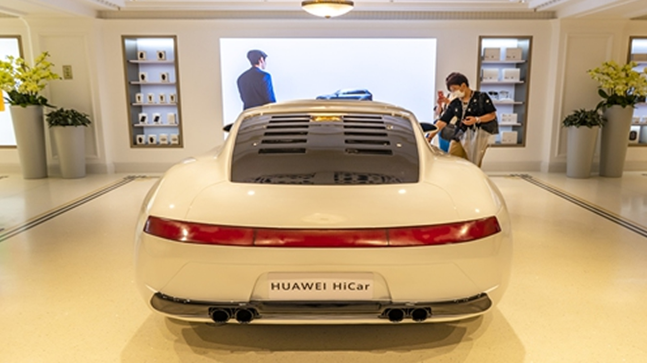 Huawei Enters the Electric Vehicle Arena with the STELATO Brand