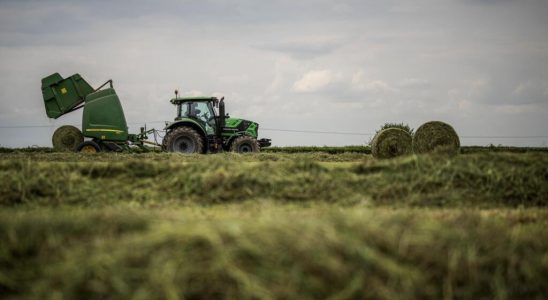 British farmers rage against variable geometry standards