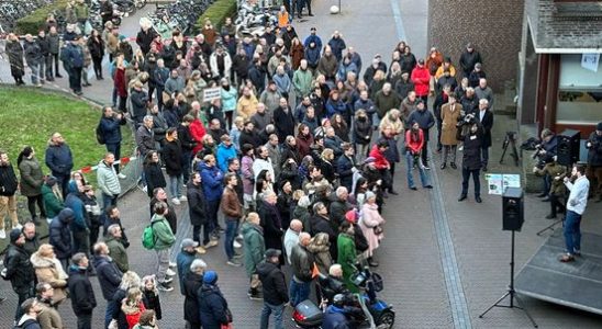 Demonstration against Amersfoort parking policy No it seems clear to