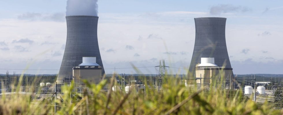 Experts warn about nuclear safety in France a control body