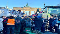 Farmers block streets and roads in fierce protest in Germany