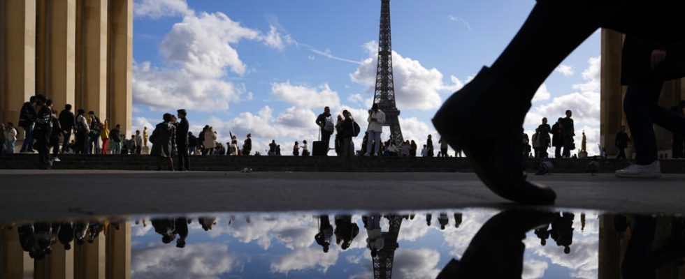 France trial of six Algerians accused of having drugged Trocadero