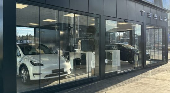 Tesla Ankara store was opened for Model Y test drives