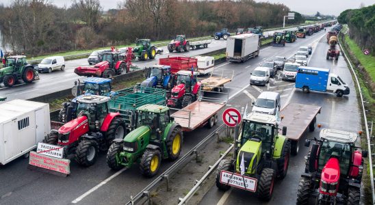 where do the blockages take place in France