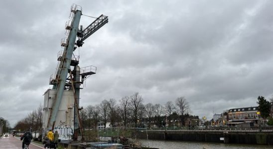 After years of bickering the blue fences around the Utrecht