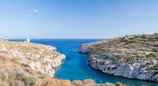 Almost no tourists and guaranteed sun this island in Europe