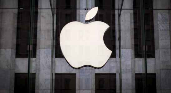 Apple Breaks Revenue Trend Mobile