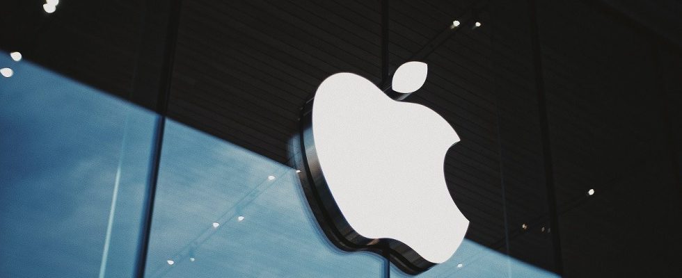 Apple Extends Qualcomm Patent Agreement to 2027