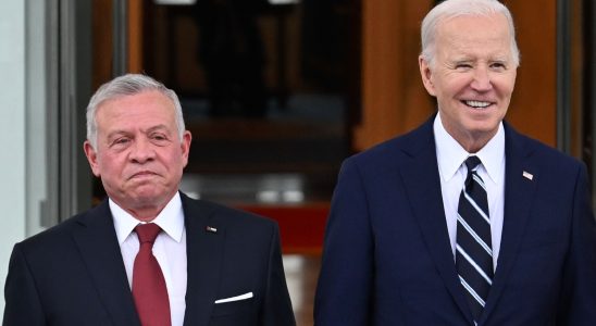 Biden announces that a break of at least 6 weeks