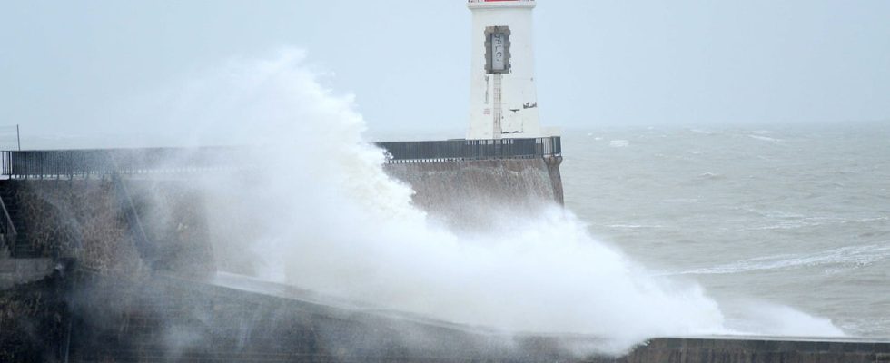 End of storm Louis still 3 departments on alert for