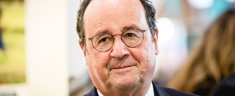 Francois Hollande attacks a government that loves the private sector