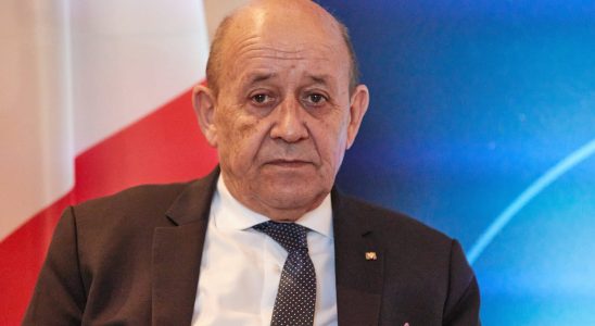 Jean Yves Le Drian head of the European list New hypothesis