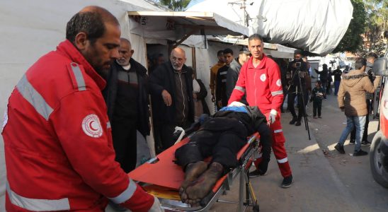 More than 100 dead in a food aid distribution in