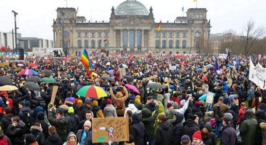 New massive mobilization against the AfD and the far right