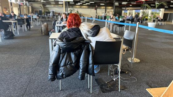 Overcrowded Jaarbeurs leads to the question what do we want