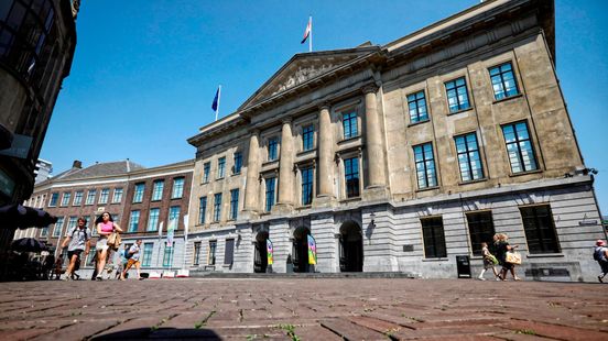 Plan for salary increase for Utrecht councilors on hold Not