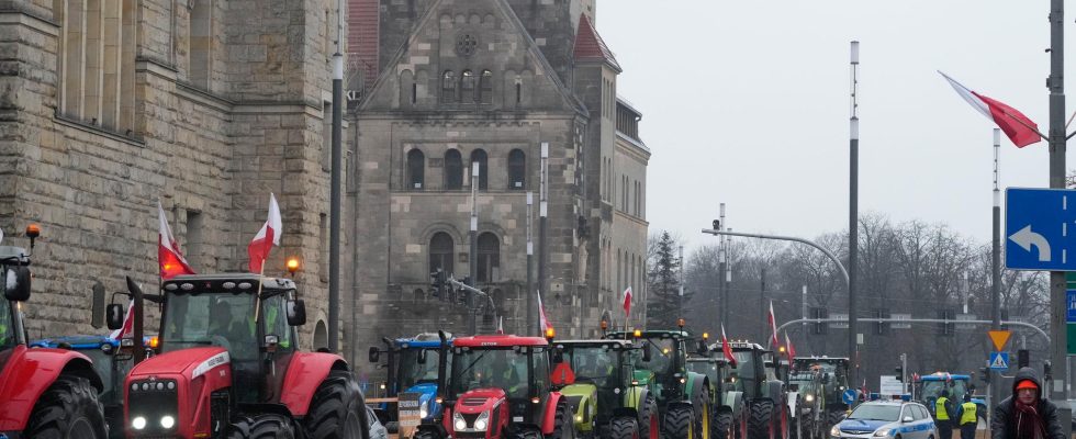 Poland may close the border with Ukraine