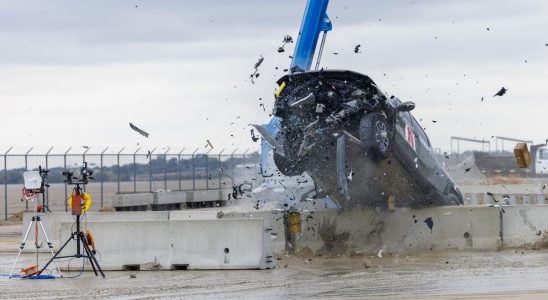 Road barriers are no match for heavy electric cars