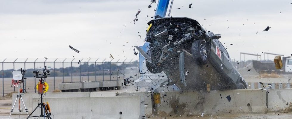 Road barriers are no match for heavy electric cars