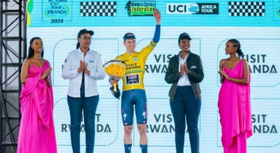 Soudal Quick Step wins the first stage the yellow jersey for