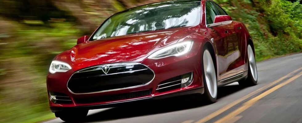 Tesla Decides to Recall 22 Million Electric Vehicles