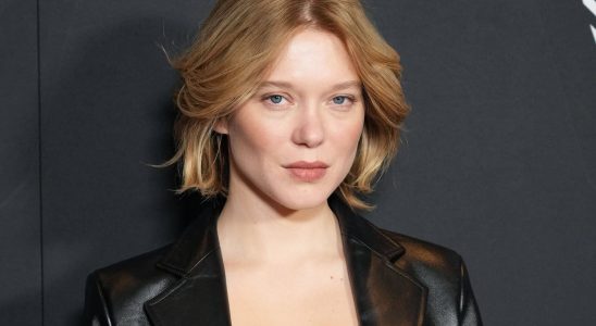 With her blonde balayage and luminous make up Lea Seydoux is