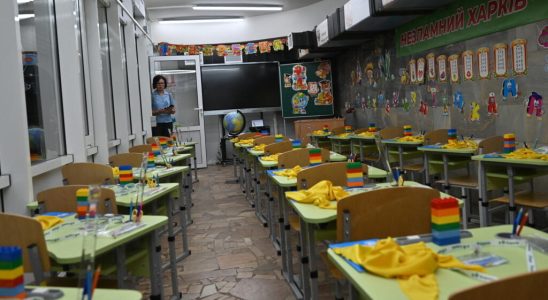 in Kharkiv metro stations used as classrooms