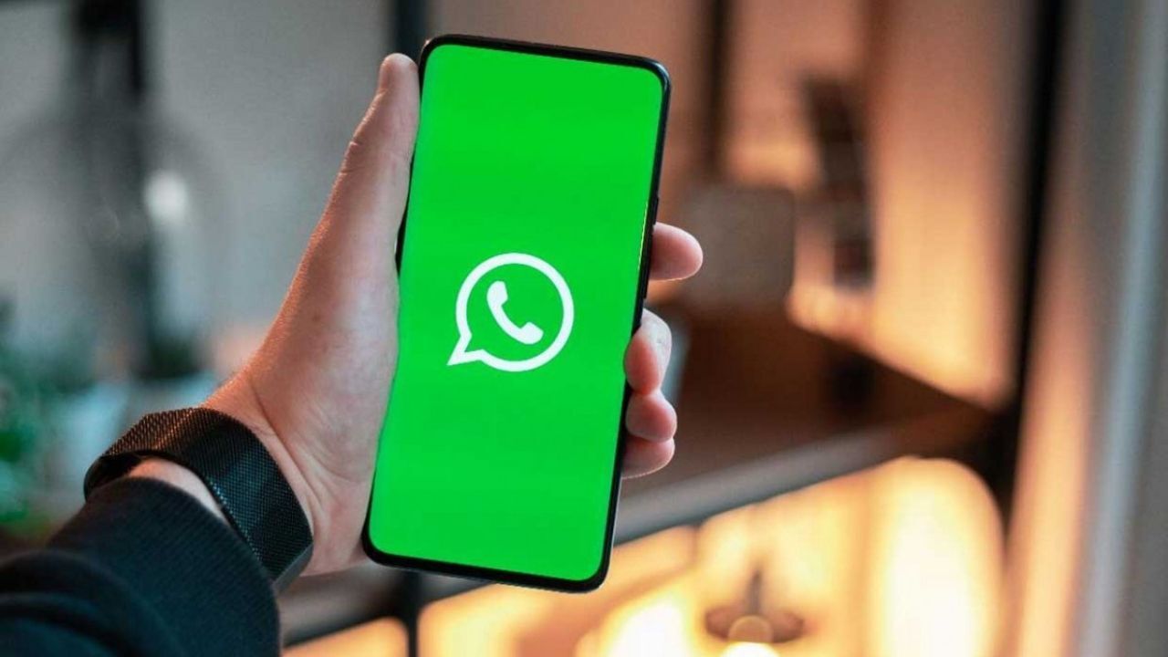 WhatsApp Blocks Screenshots on Profile Photos