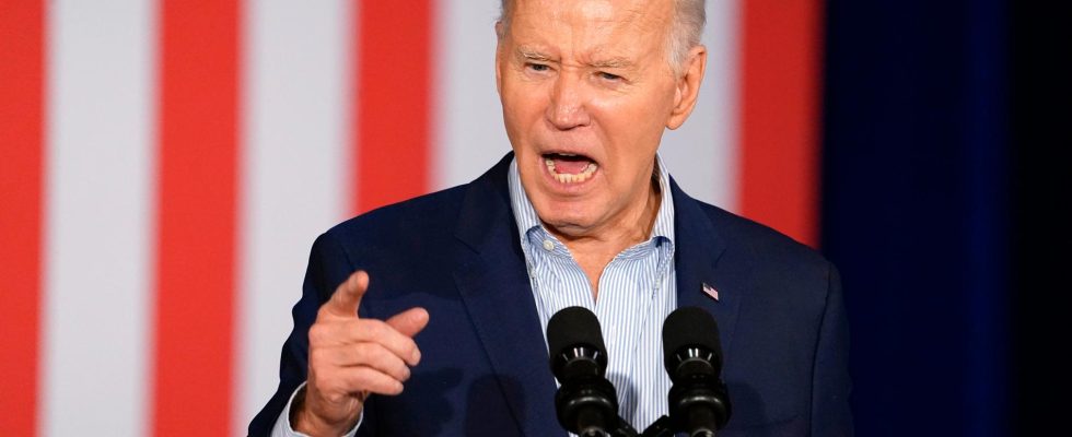 Biden Trump despises Latinos