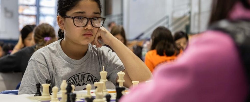 DIMANCHE 24 MARS Mariangel Vargas exiled chess prodigy