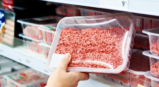 Ground meat contaminated with E coli bacteria here is the