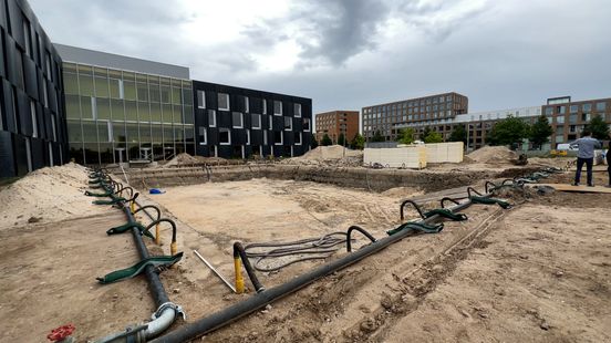 Hot summer water in Utrecht is a battery for heating