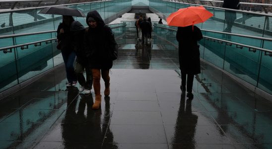 Record in England in rain and heat