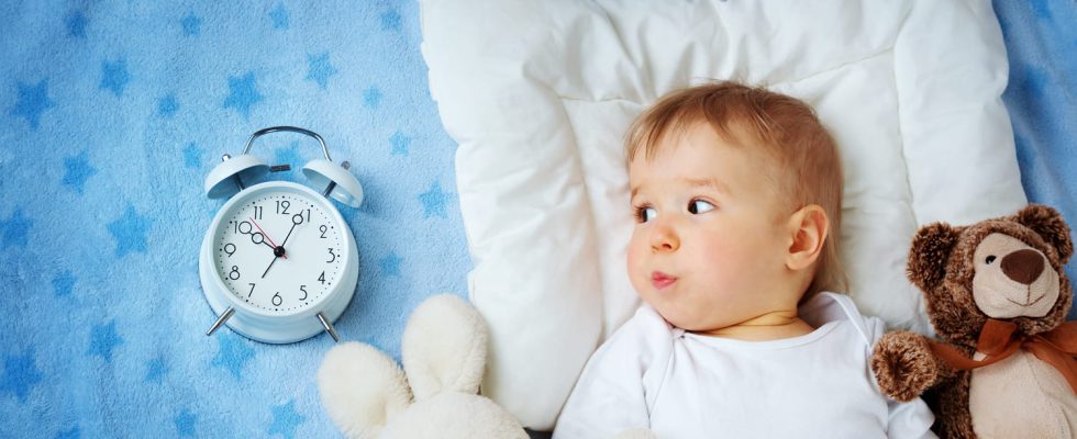 Should you wake up a baby who takes a nap