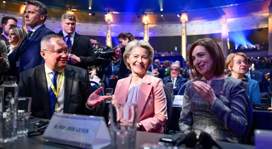 Ursula von der Leyen takes another step towards a second