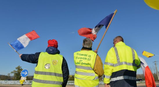 a police officer convicted the yellow vest victim of satisfied