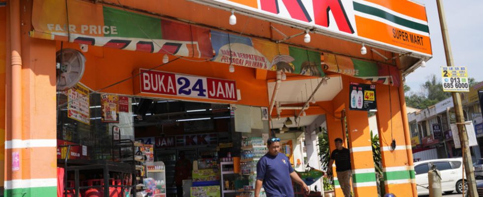 a store targeted by a Molotov cocktail after the sale