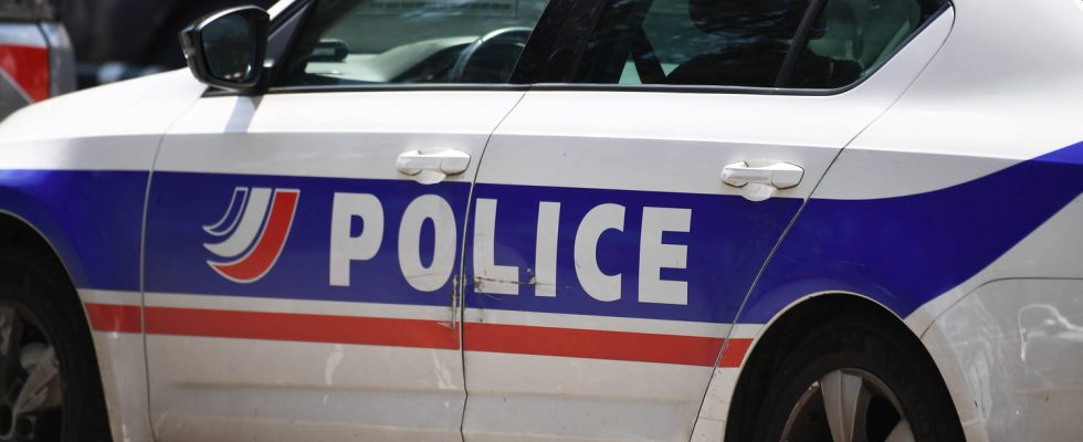 an armed man seen in the 16th arrondissement searches launched