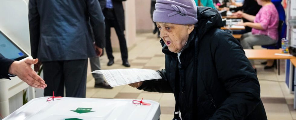 in Moscow no crowds on the second day of voting