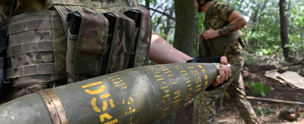 one dead in the bombing of a Russian border village