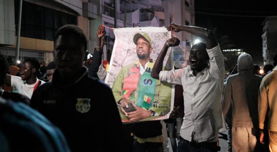 opponents Ousmane Sonko and Bassirou Diomaye Faye are released from