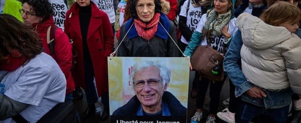 rally in Paris for the release of nationals detained in