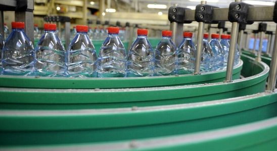 ANSES confirms the contamination of Nestle mineral waters