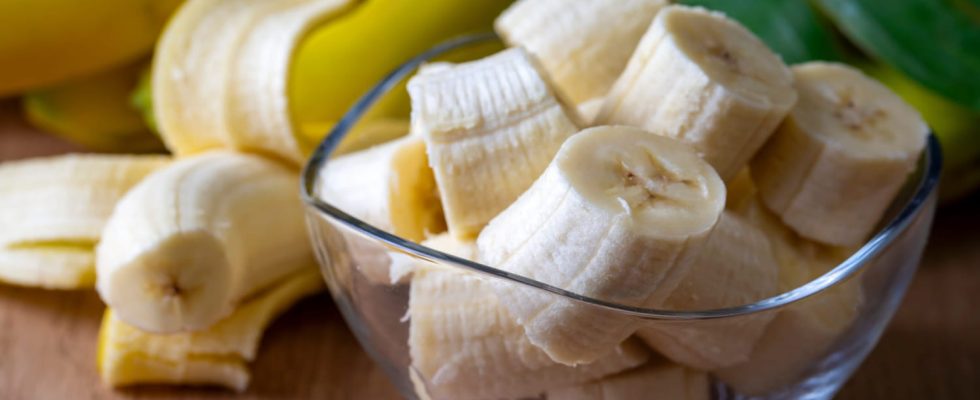 Are bananas good for the intestines