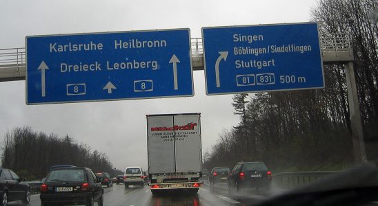 Germanys transport minister wants to ban car traffic on weekends