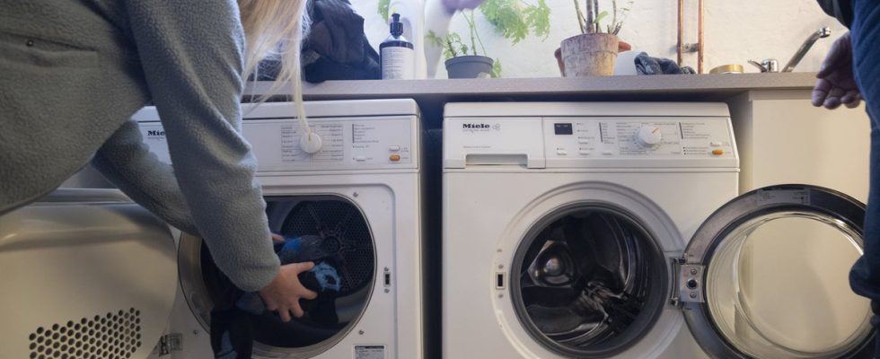 Girl stuck in dryer