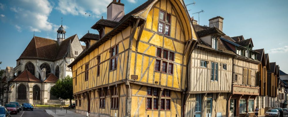 Half timbered houses