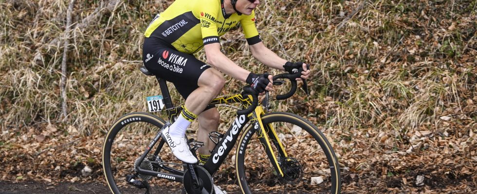 Jonas Vingegaard Primoz Roglic and Remco Evenepoel injured after a