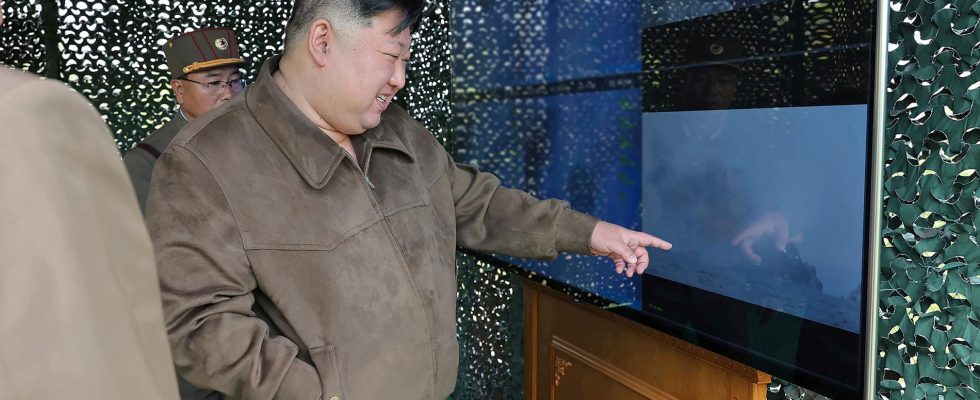 Kim Jong Un supervised nuclear weapons drill