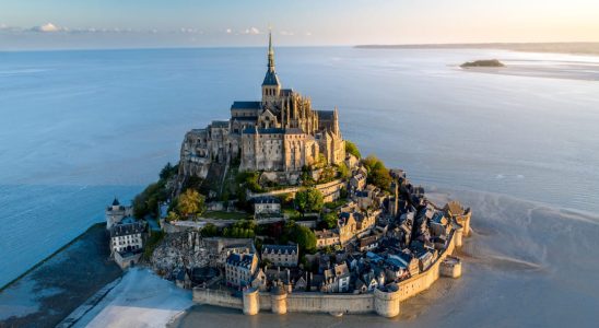 Mont Saint Michel 1000 years of history